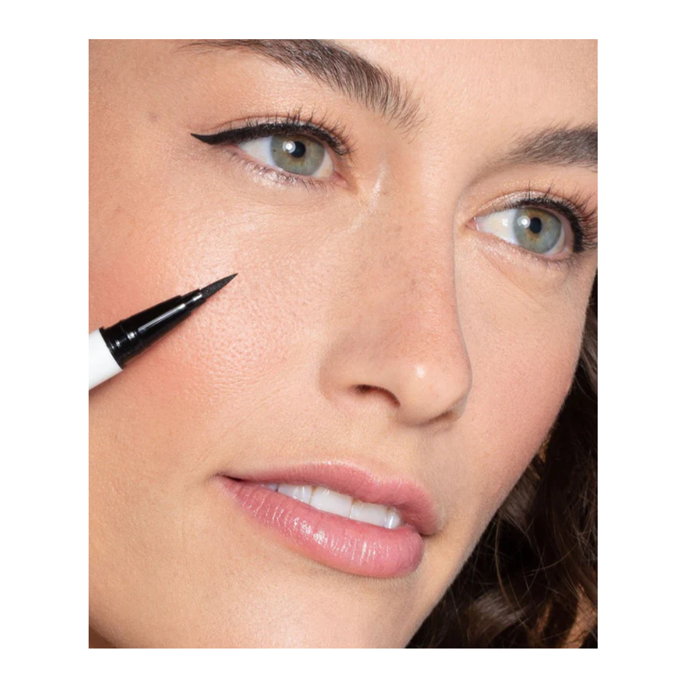 Accueil - Clean Line Liquid Liner - 34,00 CHF